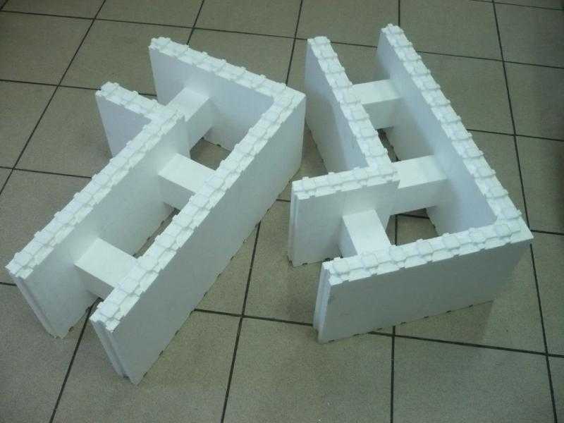 Быстро, дёшево, надёжно: технология монтажа несъёмной опалубки из пенополистирола своими руками