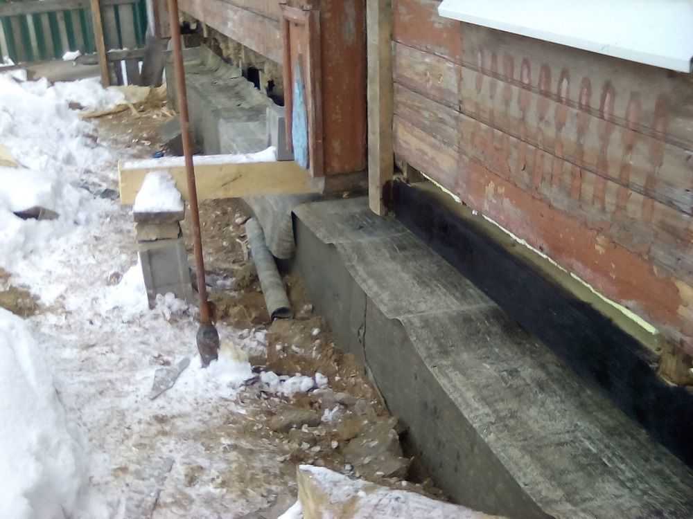 Фундамент под старый дом: ремонт основания у деревянной и кирпичной частной постройки своими руками