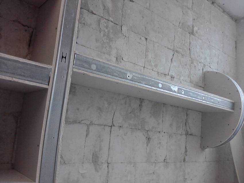 Фото полок в ванной из гипсокартона, сделанных своими руками, описание технологии изготовления